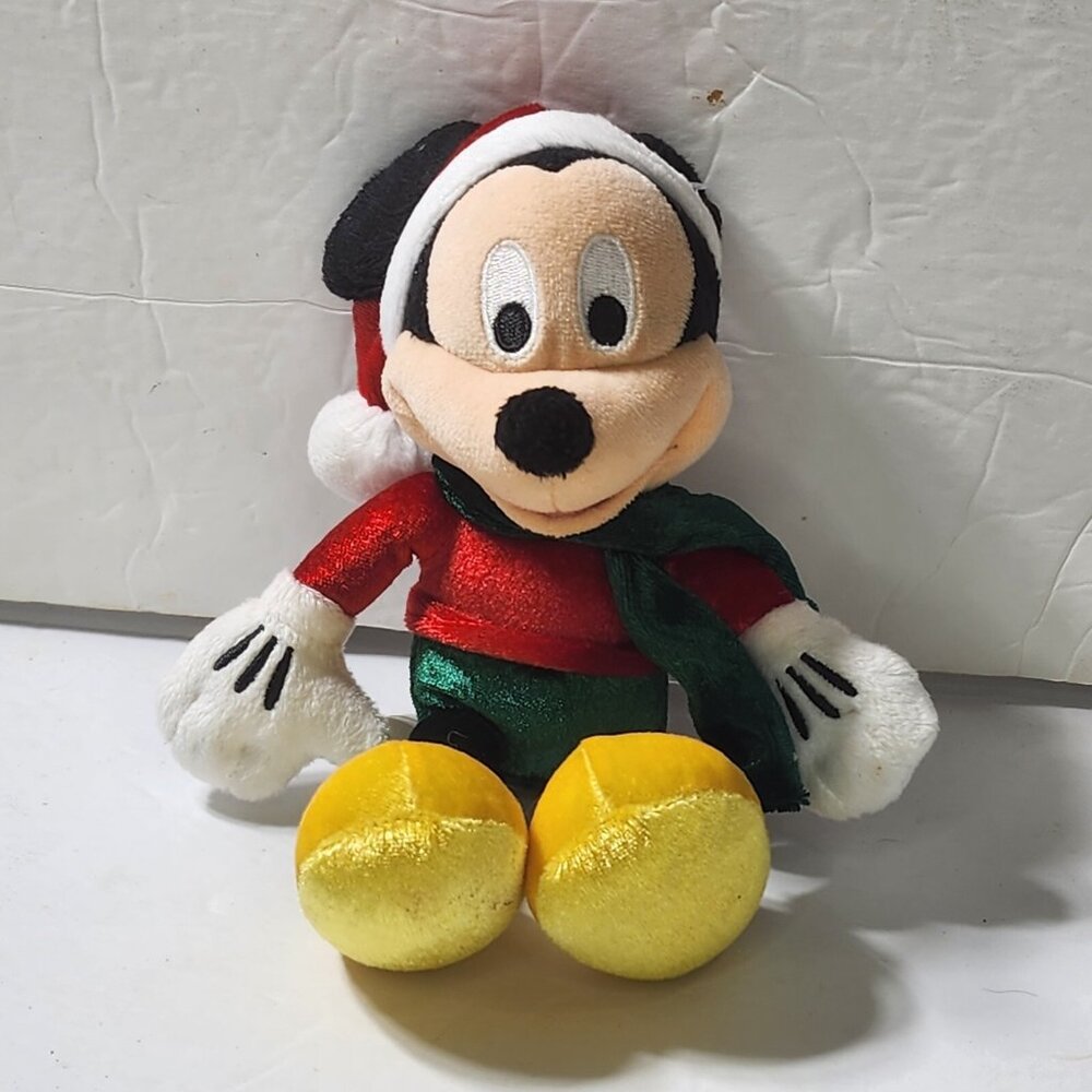 Disney Just Play Mickey Mouse Christmas Santa Hat Green Scarf Plush Beans 8"